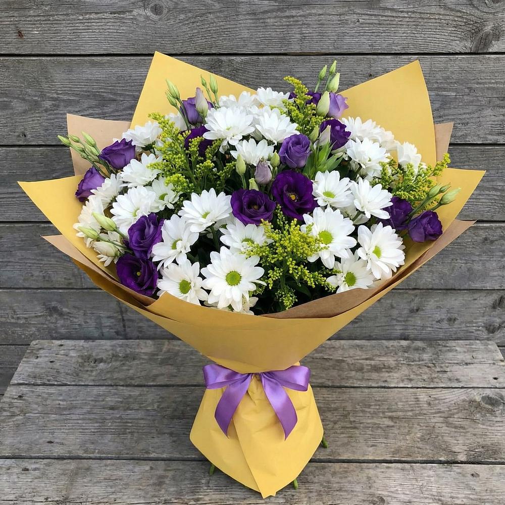 Букет цветов из: Ирисы, Хризантемы и Ромашки в Гривенской