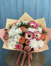 Букет цветов из:  Розы, Герберы и Хризантемы в Гривенской