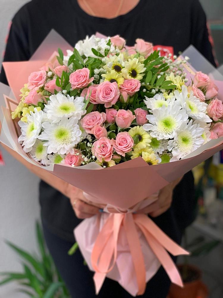 Букет цветов из: Розы и Хризантемы в Гривенской