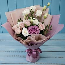 Букет цветов из:  Розы и Лизиантусы в Гривенской