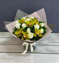Букет цветов из:  Орхидеи и Розы в Гривенской