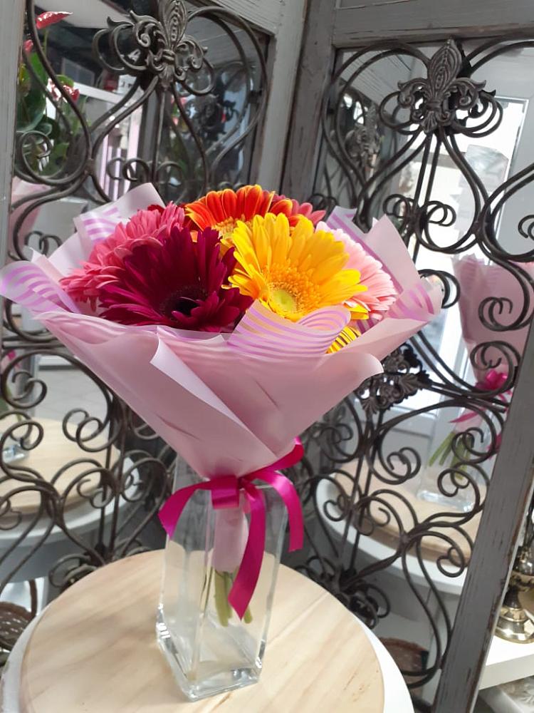 Букет цветов из: Герберы в Гривенской